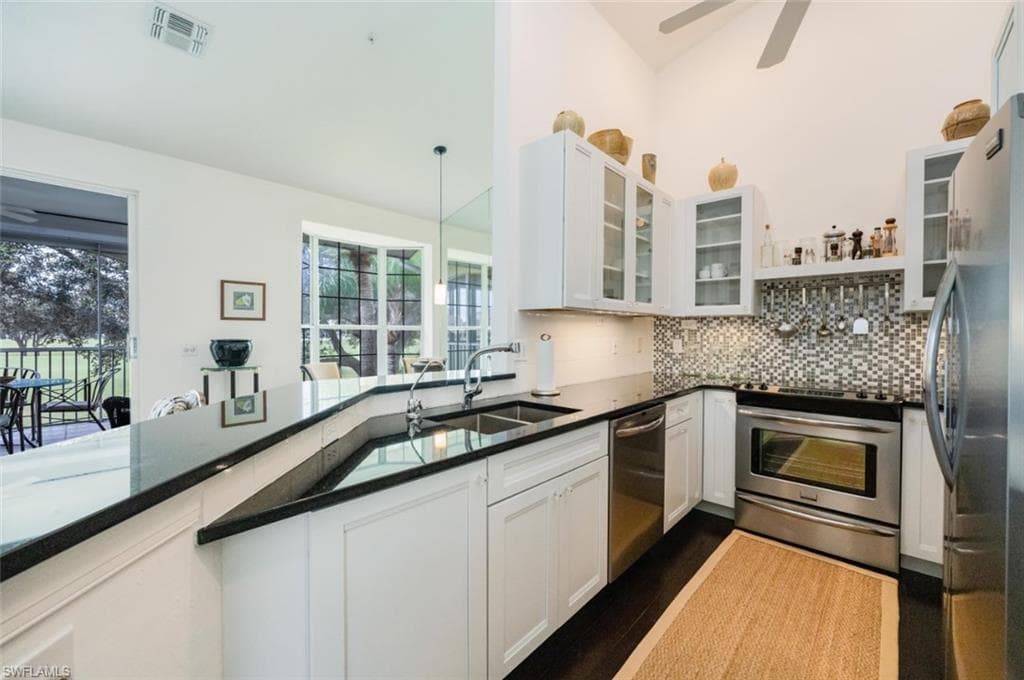 85 Silver Oaks Cir 6203, Naples, FL 34119-13