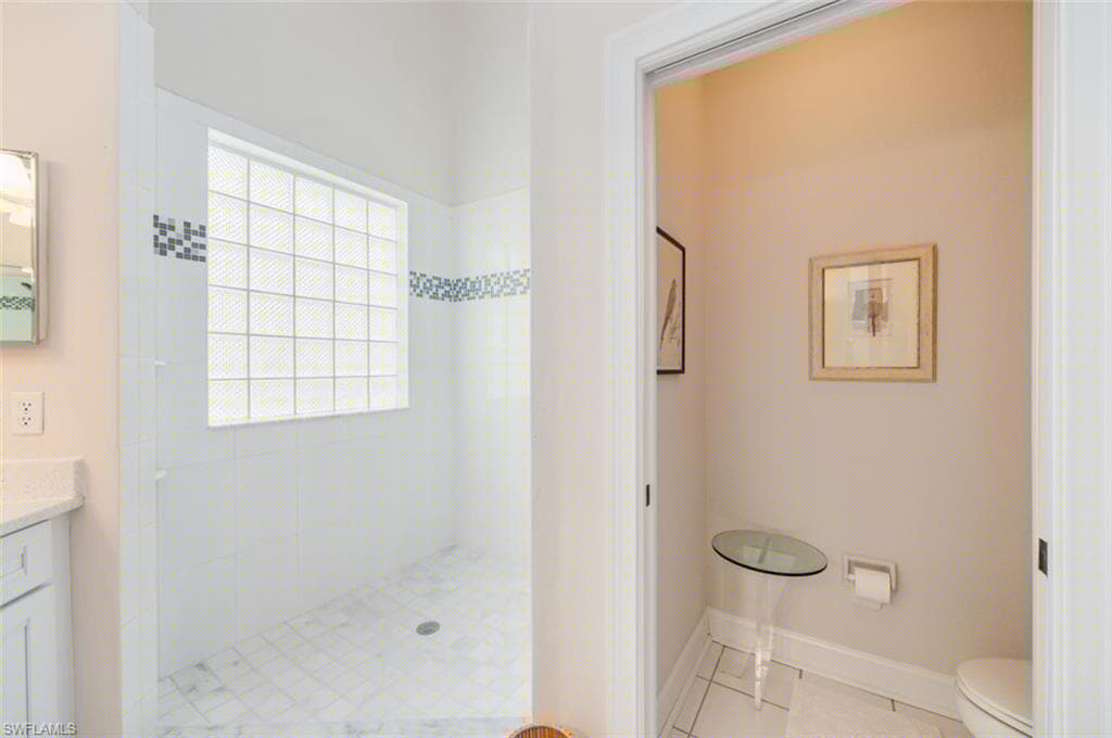 85 Silver Oaks Cir 6203, Naples, FL 34119-19