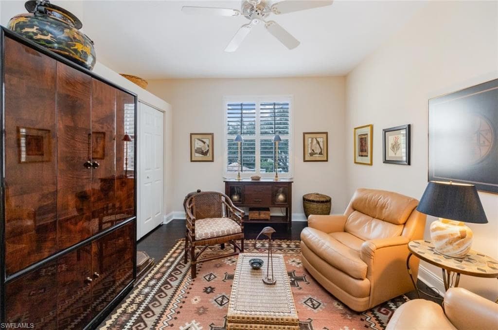 85 Silver Oaks Cir 6203, Naples, FL 34119-24