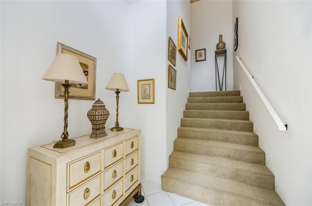 85 Silver Oaks Cir 6203, Naples, FL 34119-27