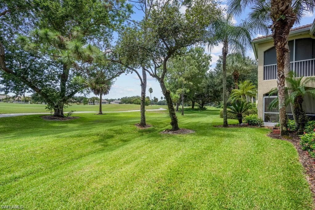 85 Silver Oaks Cir 6203, Naples, FL 34119-4