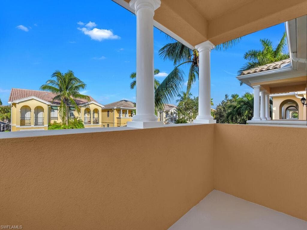8130 Chianti Ln, Naples, FL 34114-24