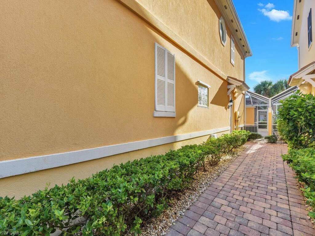 8130 Chianti Ln, Naples, FL 34114-40