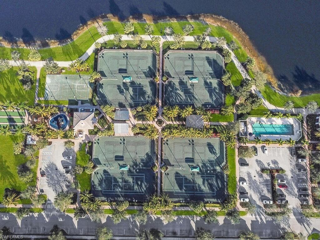 8130 Chianti Ln, Naples, FL 34114-45