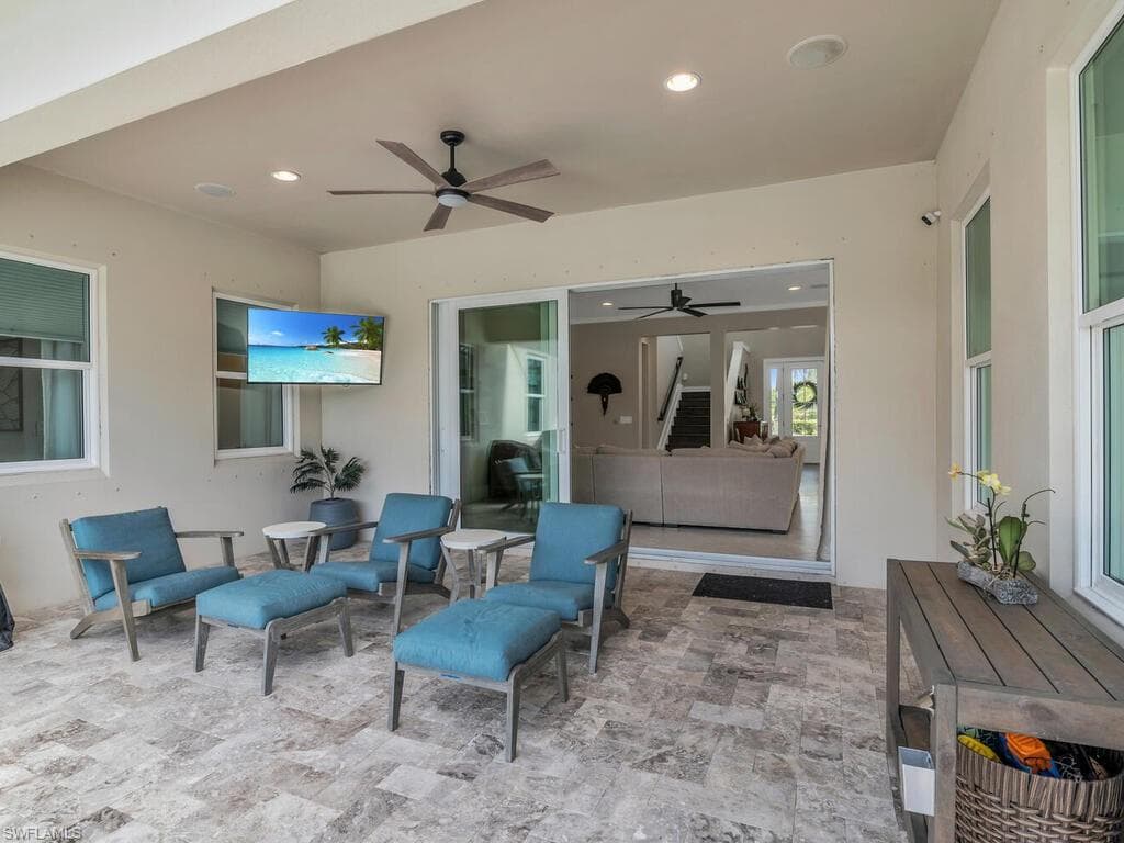 14785 Leeward Dr, Naples, FL 34114-30