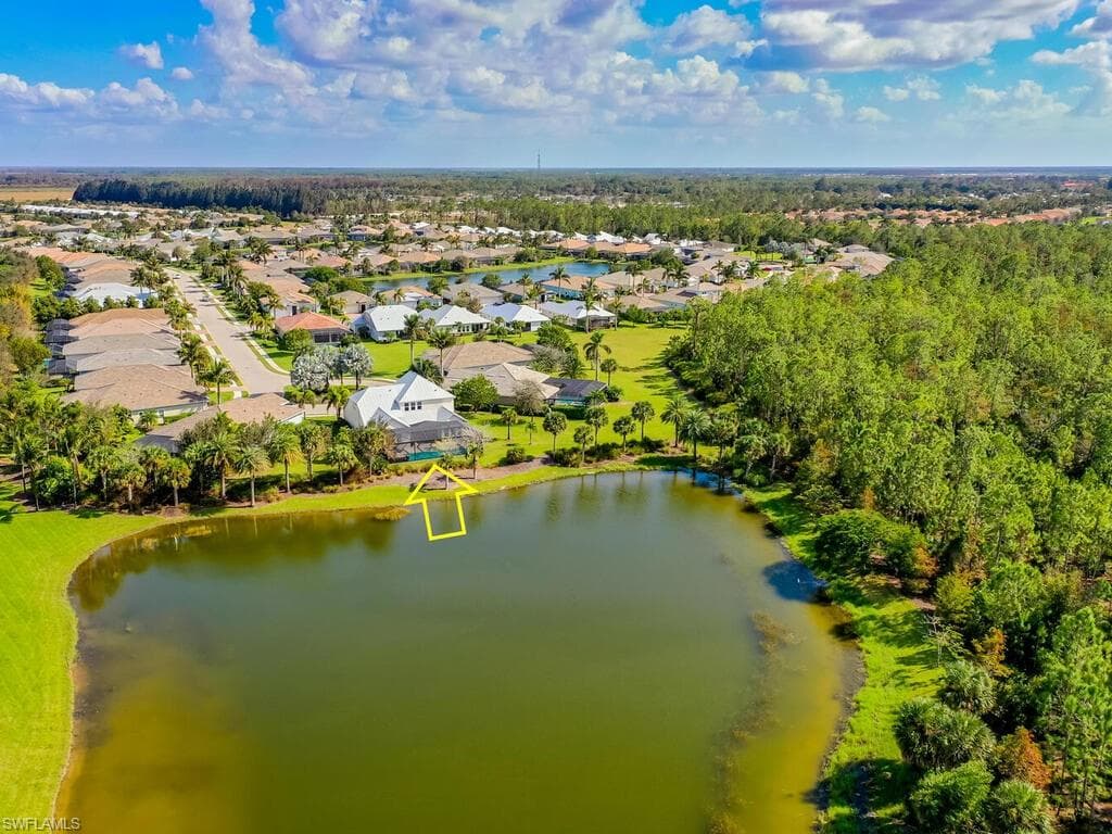 14785 Leeward Dr, Naples, FL 34114-32