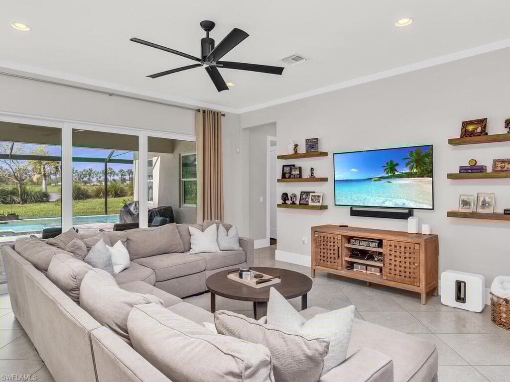 14785 Leeward Dr, Naples, FL 34114-5