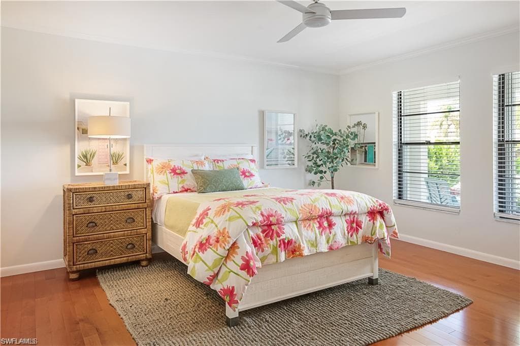 682 95th Ave N, Naples, FL 34108-19