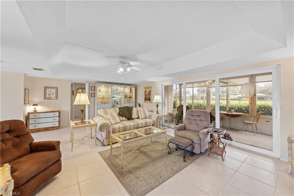 125 Penny Ln 7, Naples, FL 34112-16