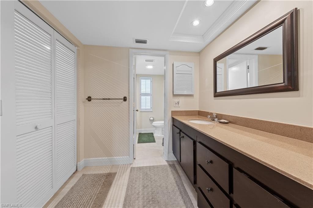 125 Penny Ln 7, Naples, FL 34112-22