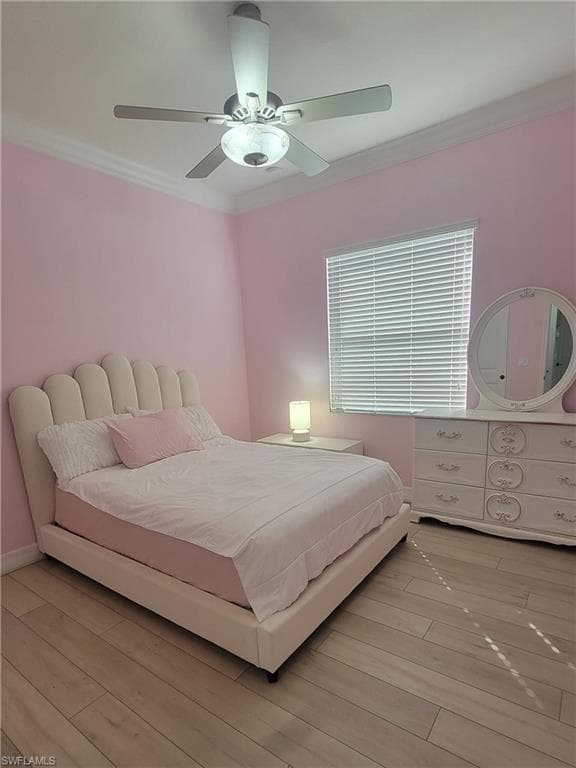 3195 Pacific Dr, Naples, FL 34119-12
