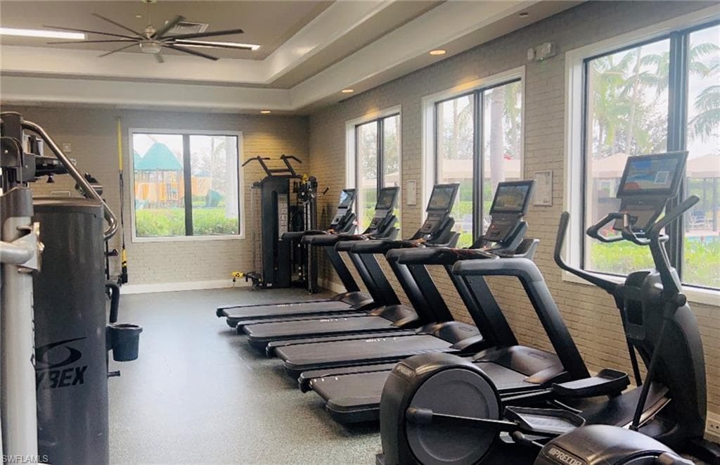 3195 Pacific Dr, Naples, FL 34119-22