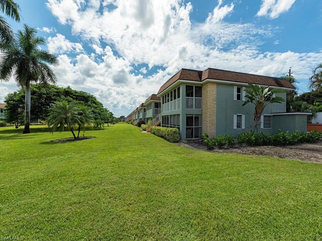1400 Pompei Ln 2, Naples, FL 34103-12