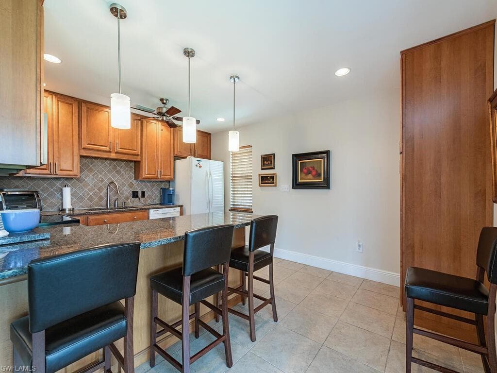 1400 Pompei Ln 2, Naples, FL 34103-3