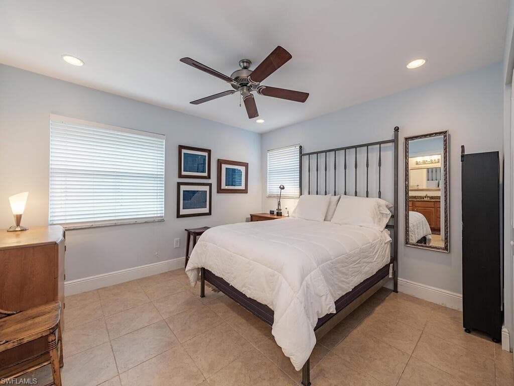 1400 Pompei Ln 2, Naples, FL 34103-5
