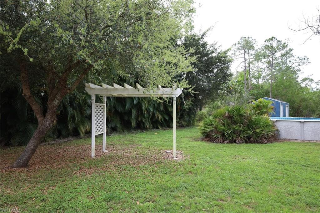 4295 14th St NE, Naples, FL 34120-8