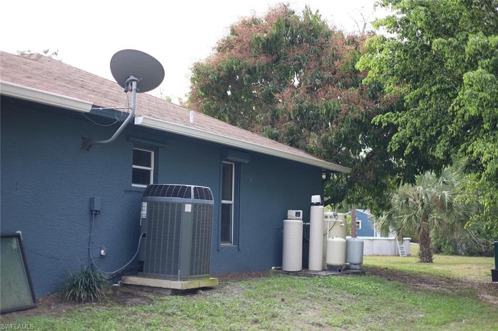4295 14th St NE, Naples, FL 34120-14