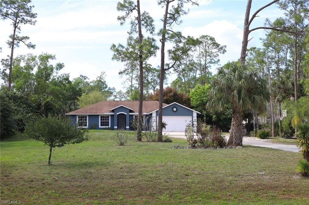 4295 14th St NE, Naples, FL 34120-2