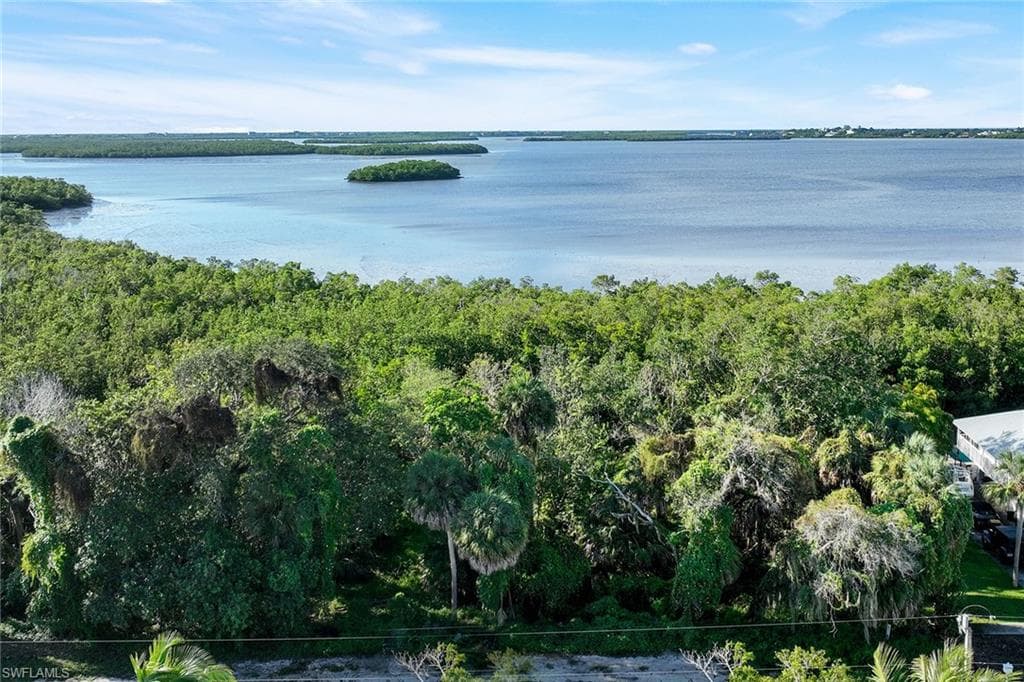 2011 Sheffield Ave, Marco Island, FL 34145-4