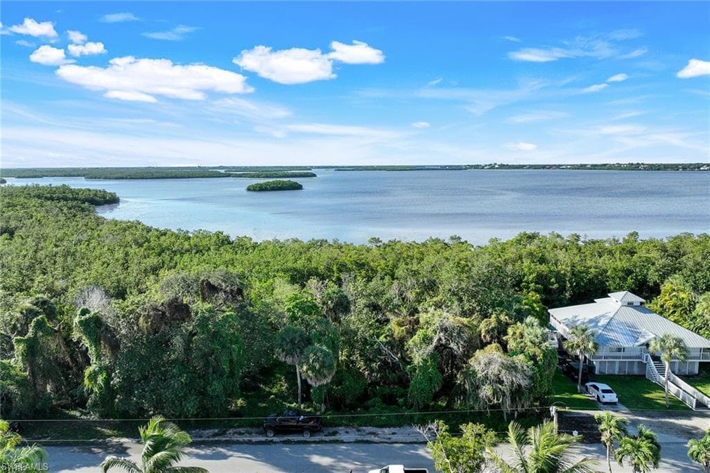2011 Sheffield Ave, Marco Island, FL 34145-6