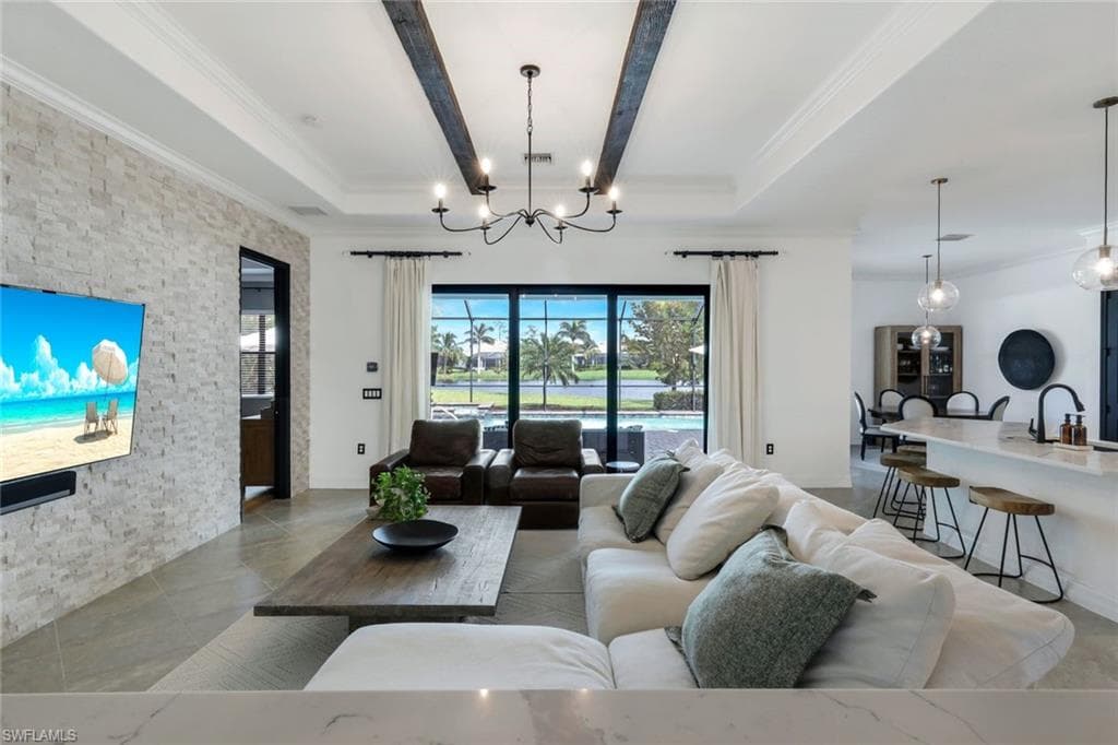 2067 Antigua Ln, Naples, FL 34120-1