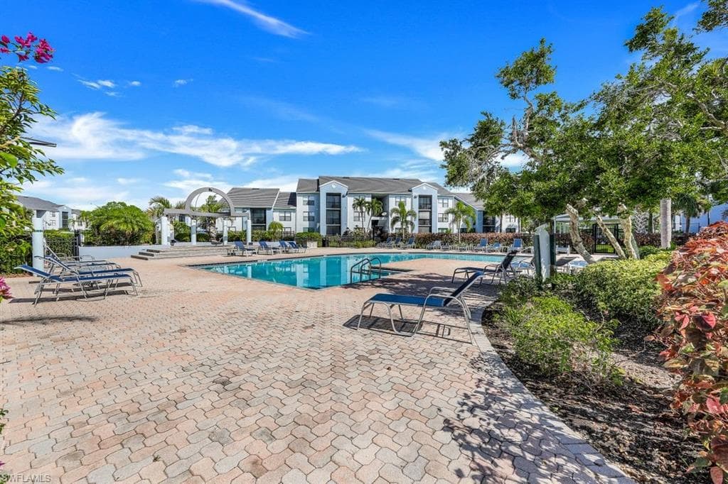 13605 Eagle Ridge Dr 1725, Fort Myers, FL 33912-23