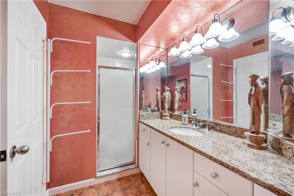 4551 Gulf Shore Blvd N 600, Naples, FL 34103-27
