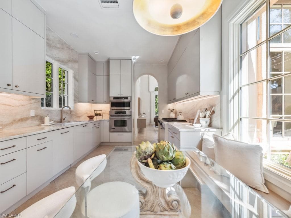 15627 Villoresi Way, Naples, FL 34110-14