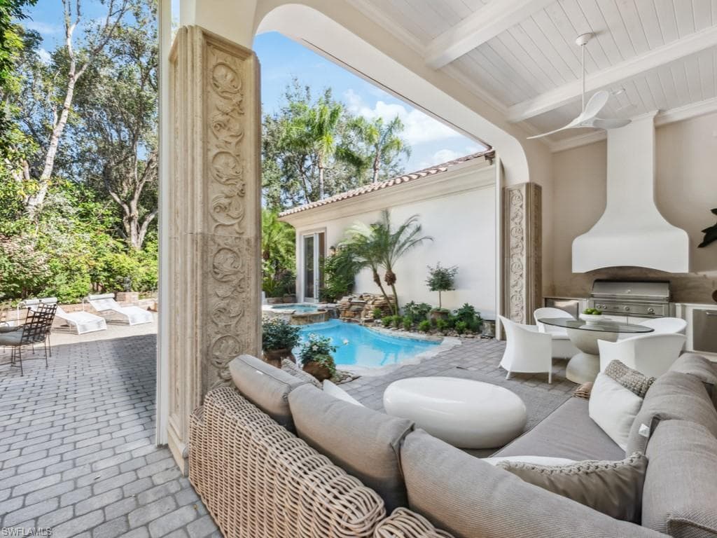 15627 Villoresi Way, Naples, FL 34110-24