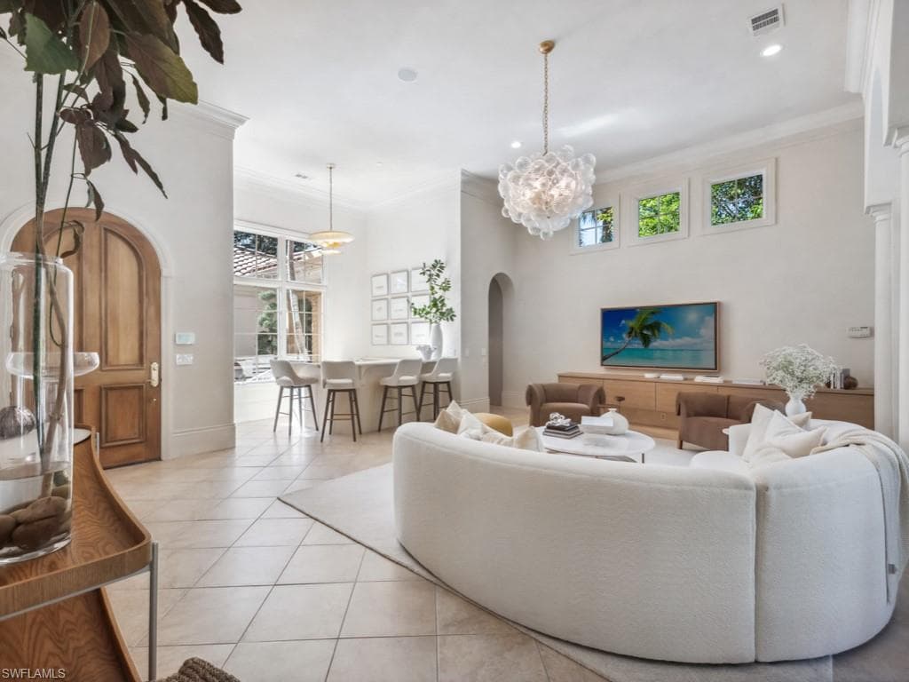 15627 Villoresi Way, Naples, FL 34110-7
