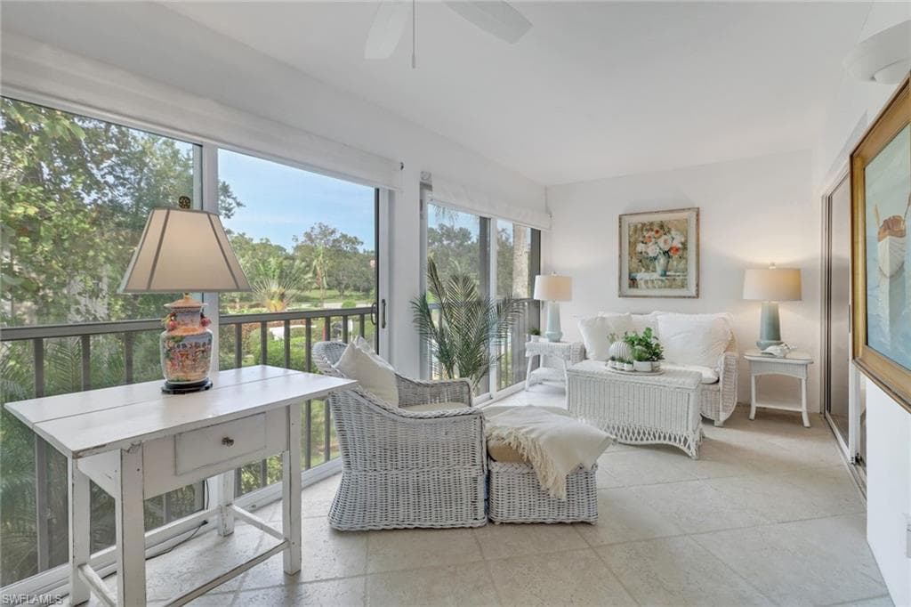 252 Via Perignon 10-3, Naples, FL 34119-19