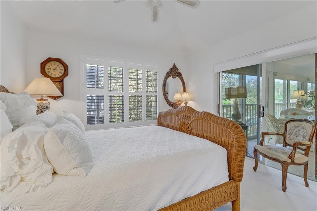 252 Via Perignon 10-3, Naples, FL 34119-22