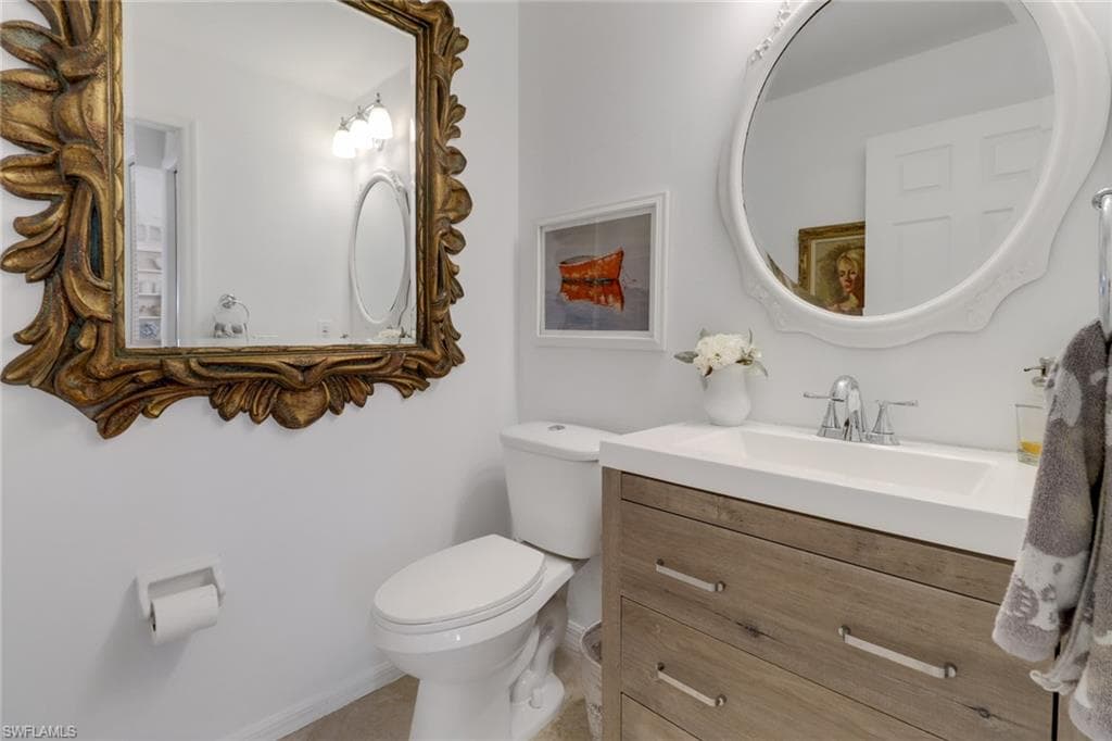 252 Via Perignon 10-3, Naples, FL 34119-33