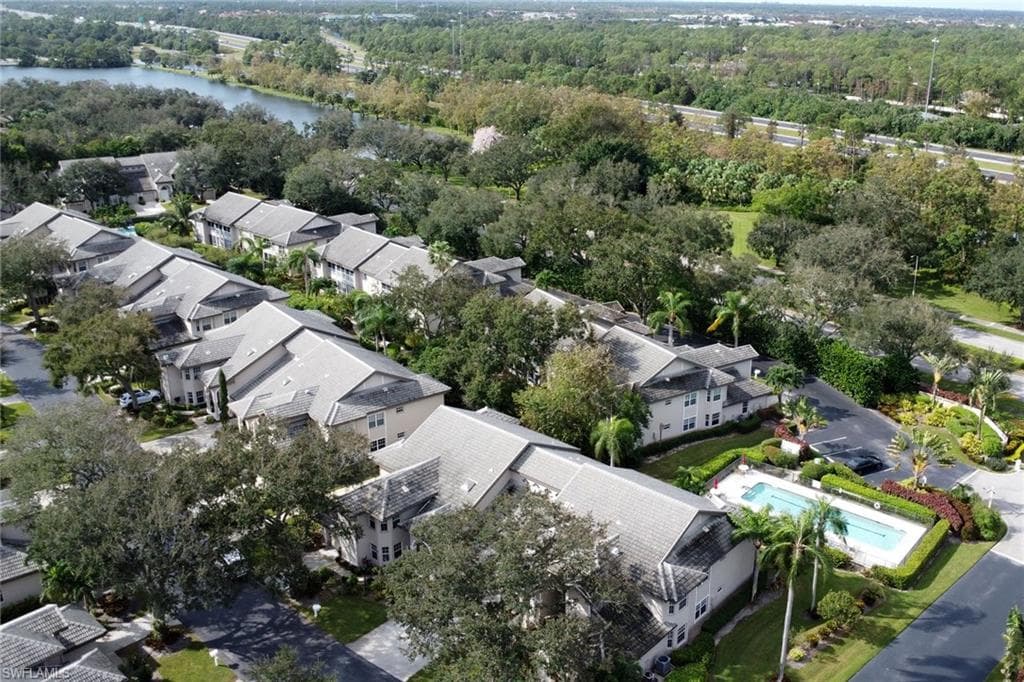 252 Via Perignon 10-3, Naples, FL 34119-36