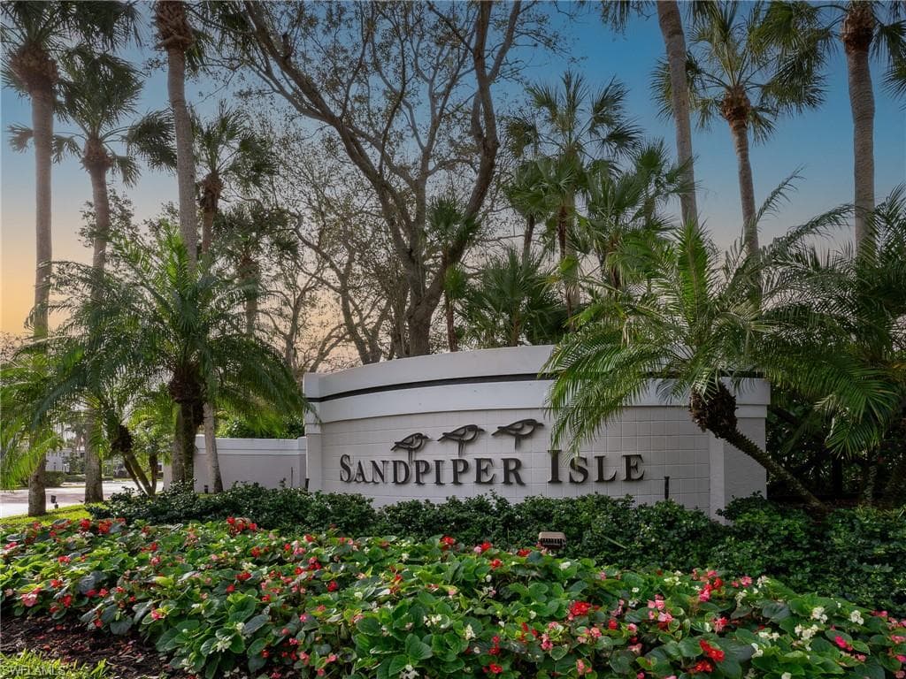 24330 Sandpiper Isle Way 203, Bonita Springs, FL 34134-23