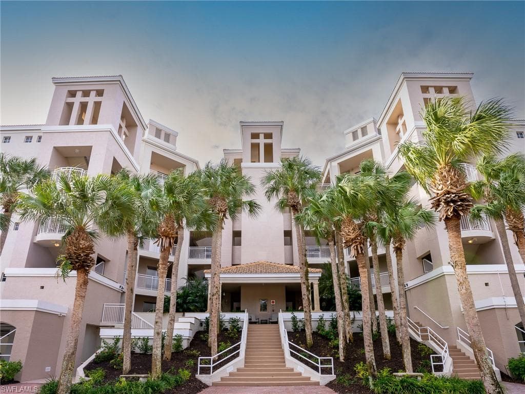 24330 Sandpiper Isle Way 203, Bonita Springs, FL 34134-26