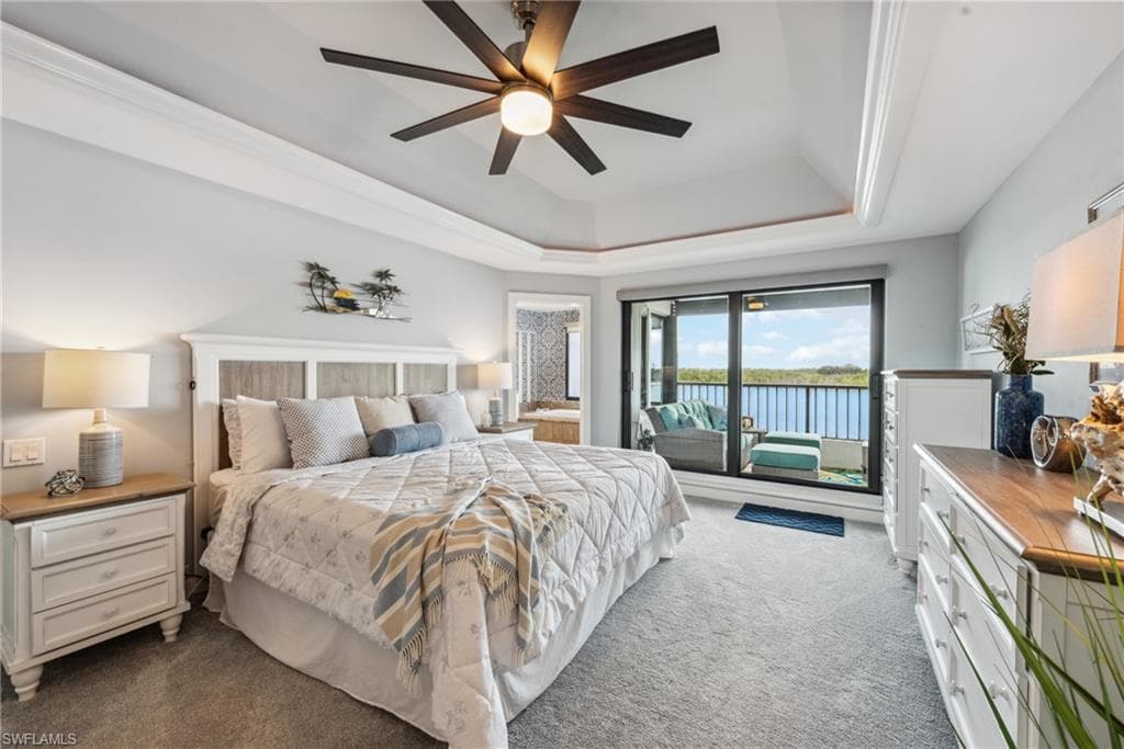 232 La Peninsula Blvd 232, Naples, FL 34113-17