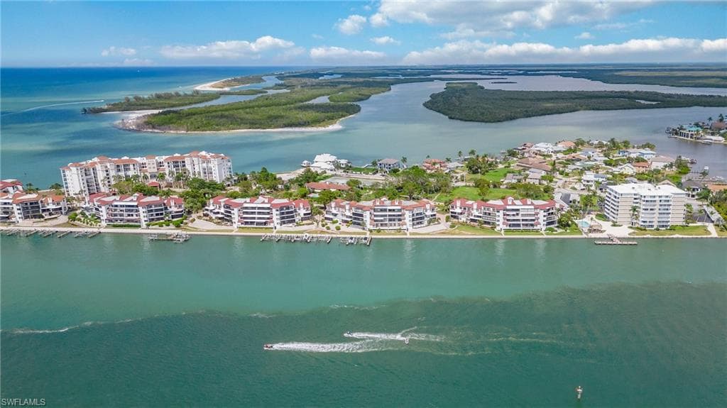 232 La Peninsula Blvd 232, Naples, FL 34113-3