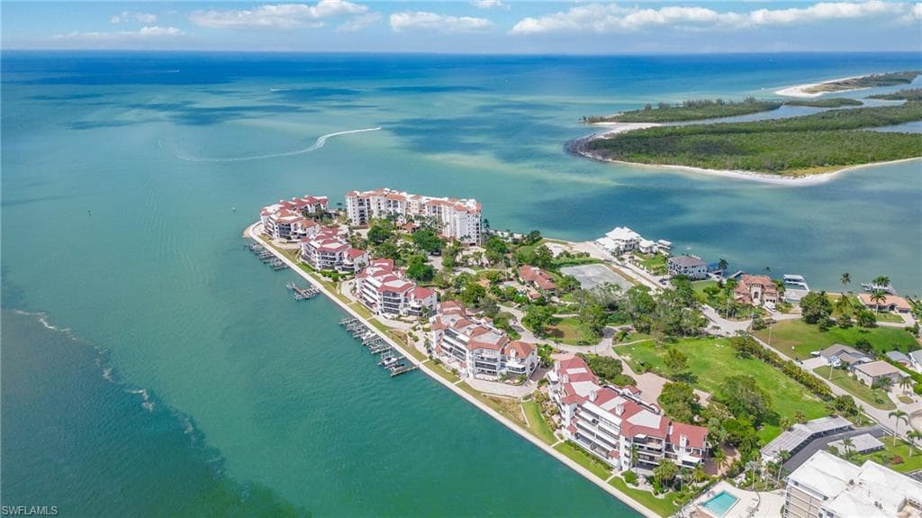 232 La Peninsula Blvd 232, Naples, FL 34113-43