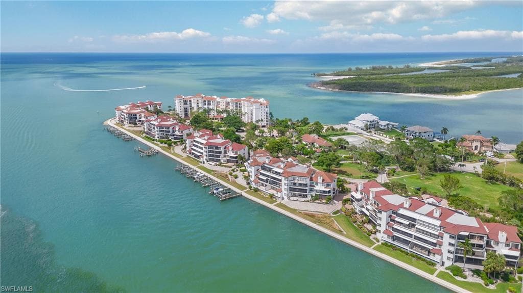 232 La Peninsula Blvd 232, Naples, FL 34113-4