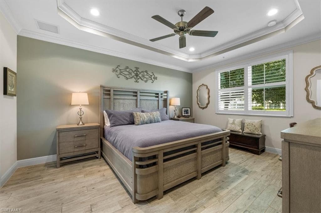 6954 Avalon Cir 703, Naples, FL 34112-18
