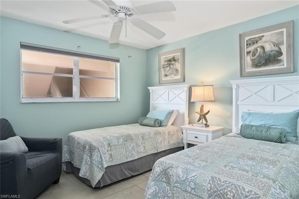 270 Collier Blvd 202, Marco Island, FL 34145-14