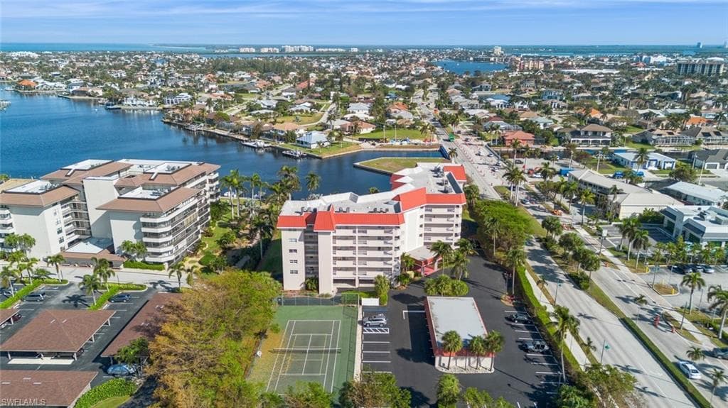 270 Collier Blvd 202, Marco Island, FL 34145-25