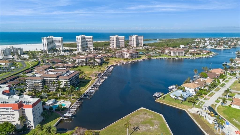 270 Collier Blvd 202, Marco Island, FL 34145-28