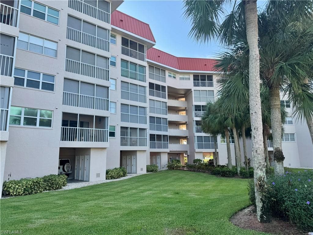 270 Collier Blvd 202, Marco Island, FL 34145-29