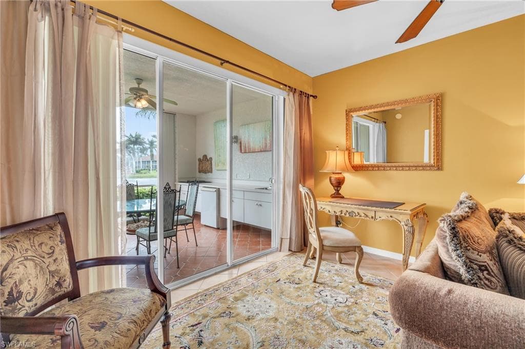 2365 Hidden Lake Ct 8001, Naples, FL 34112-15