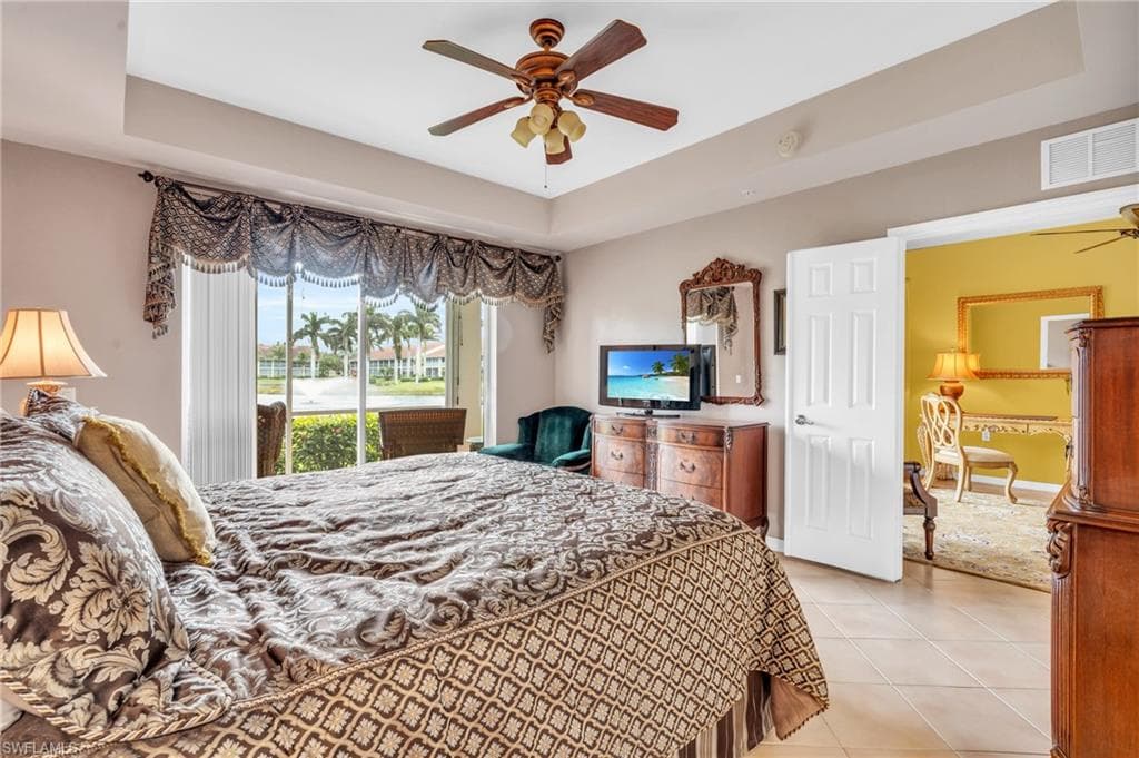2365 Hidden Lake Ct 8001, Naples, FL 34112-21