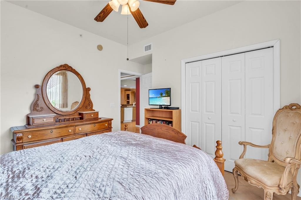 2365 Hidden Lake Ct 8001, Naples, FL 34112-25
