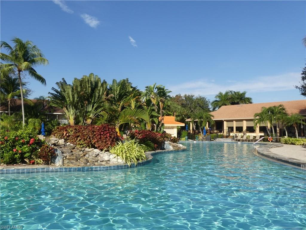 2365 Hidden Lake Ct 8001, Naples, FL 34112-30