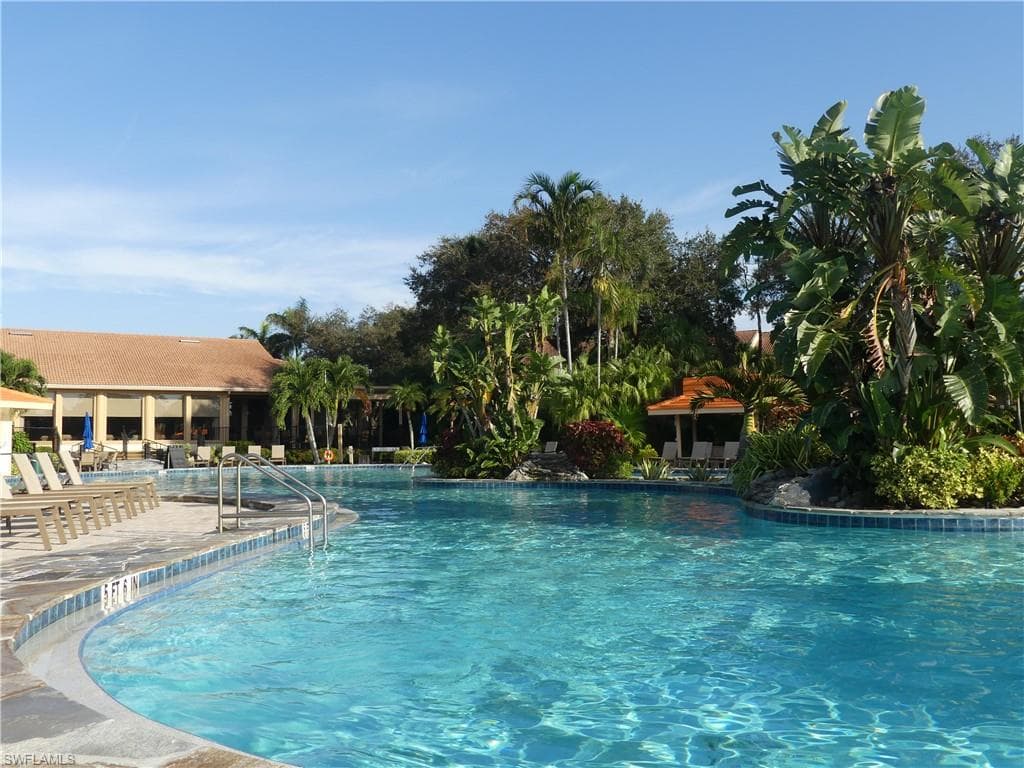 2365 Hidden Lake Ct 8001, Naples, FL 34112-31